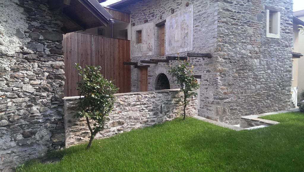 Corte Delle Camelie Gambarogno Exteriör bild